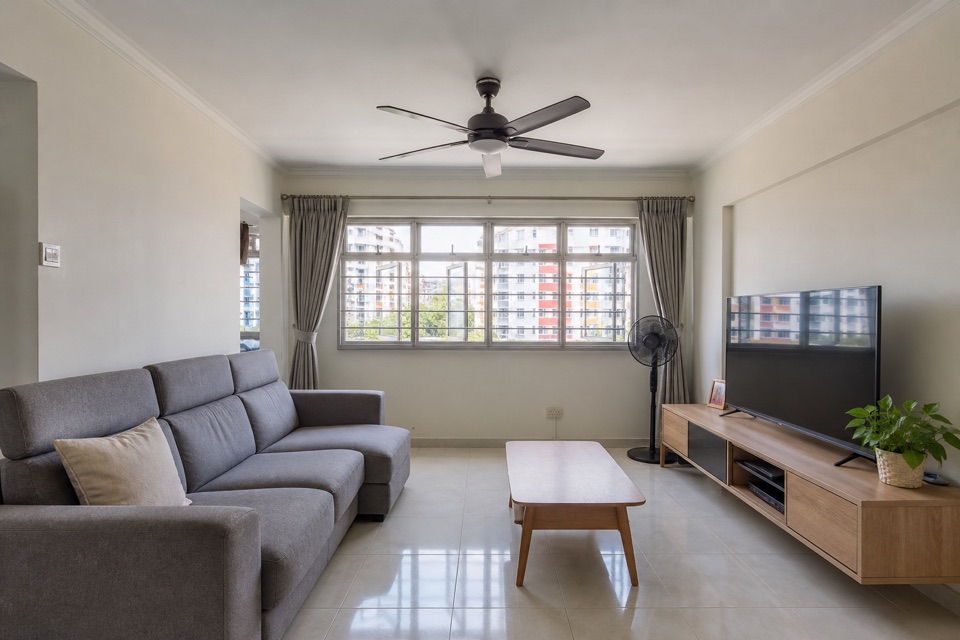 Bishan · 4-room, sample HDB living room